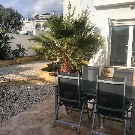 Vila Villa Ciudad Quesada *